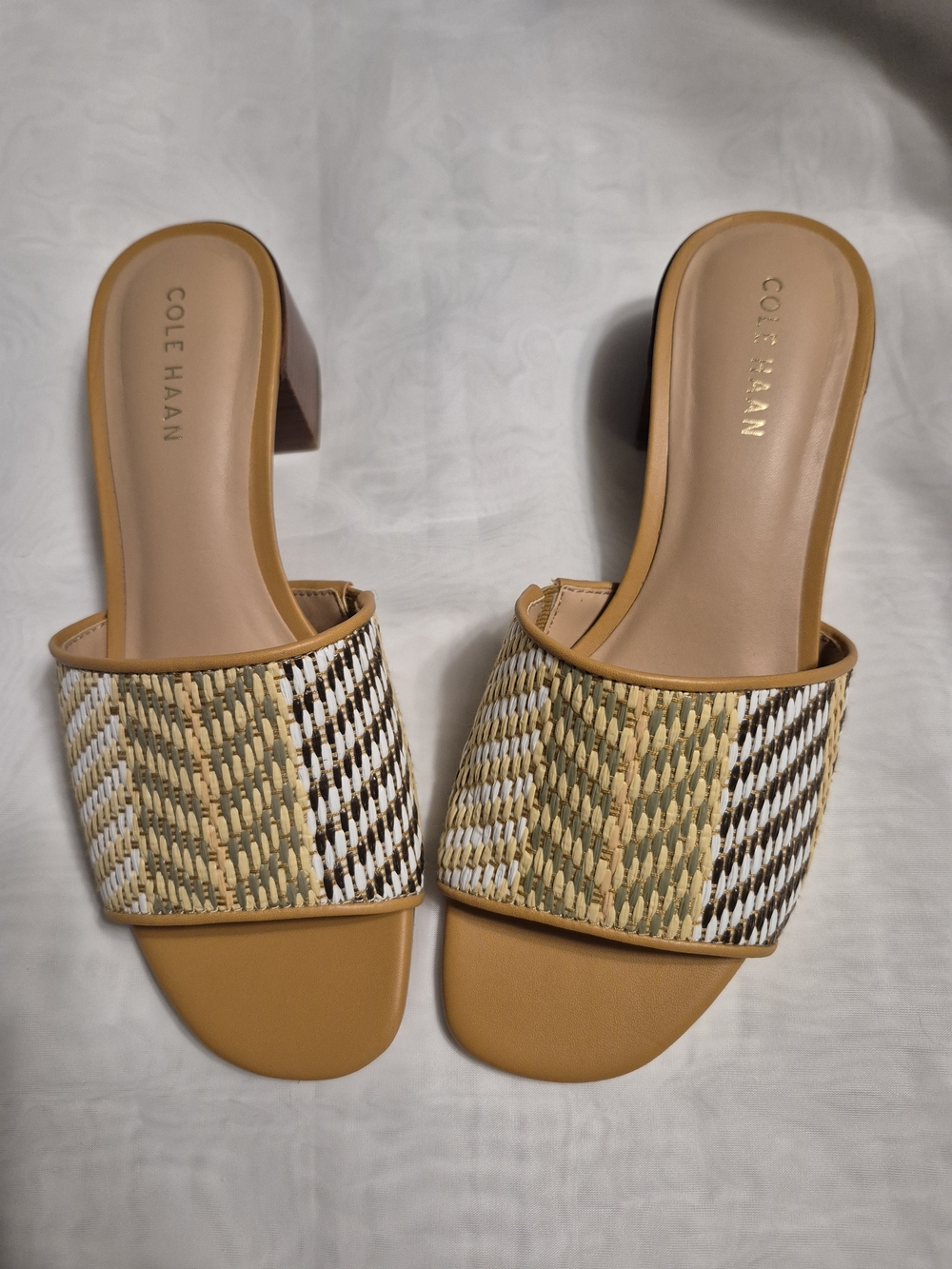 NWOT Cole Haan Women's Size 6.5B Tan & Cream Woven Slide Mules